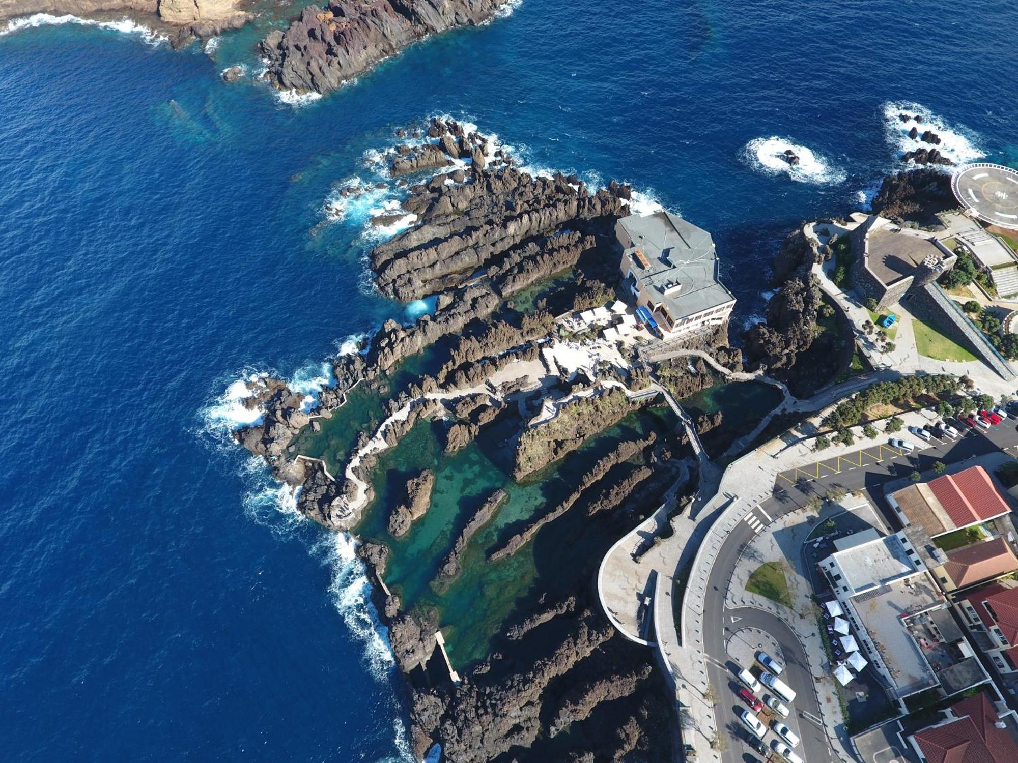 Ocean Breeze Villa Porto Moniz Exterior photo