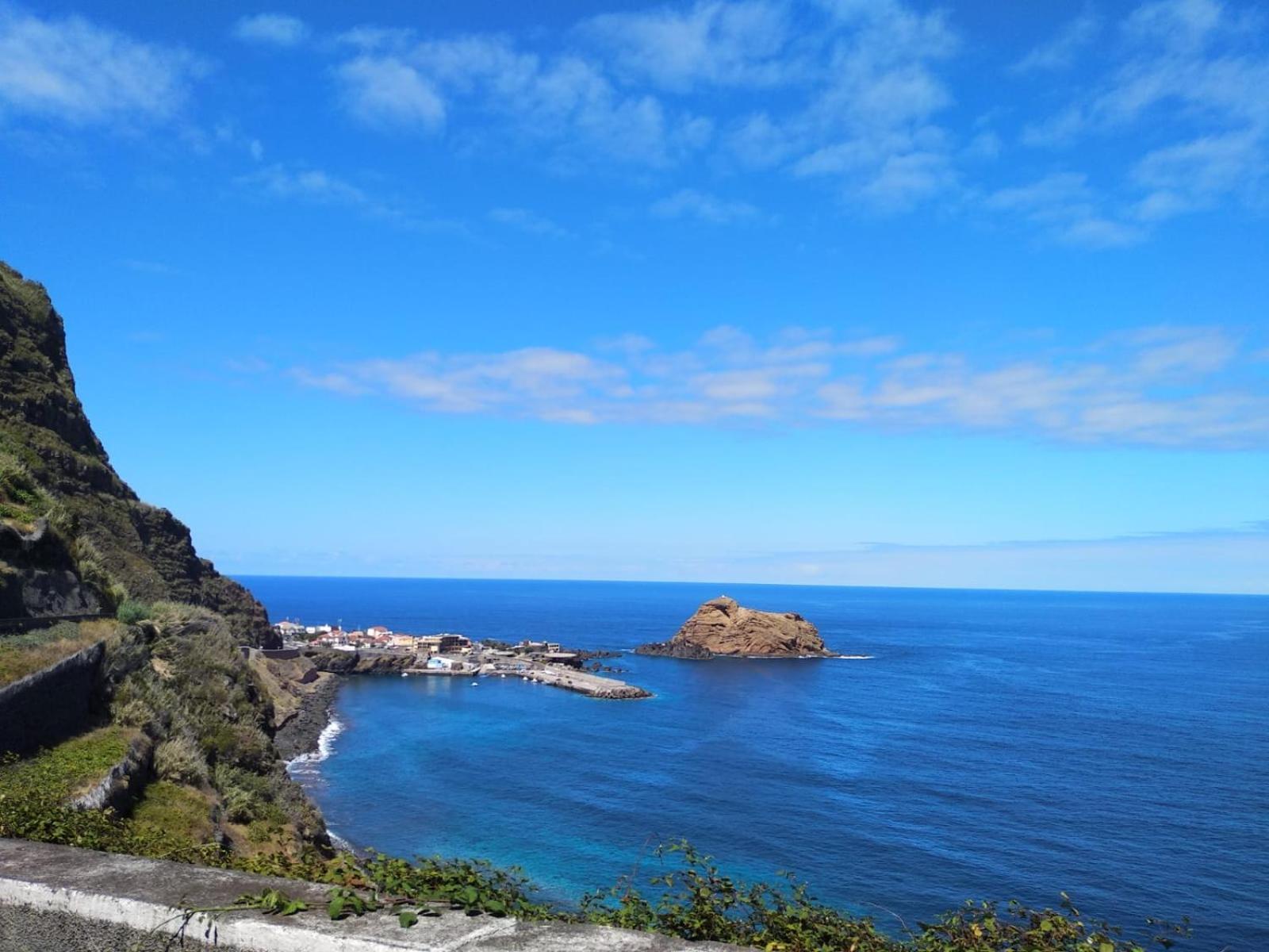 Ocean Breeze Villa Porto Moniz Exterior photo